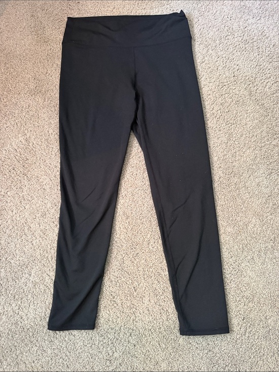 Fabletics Pants - Fabletics Black Seamless Active Leggings